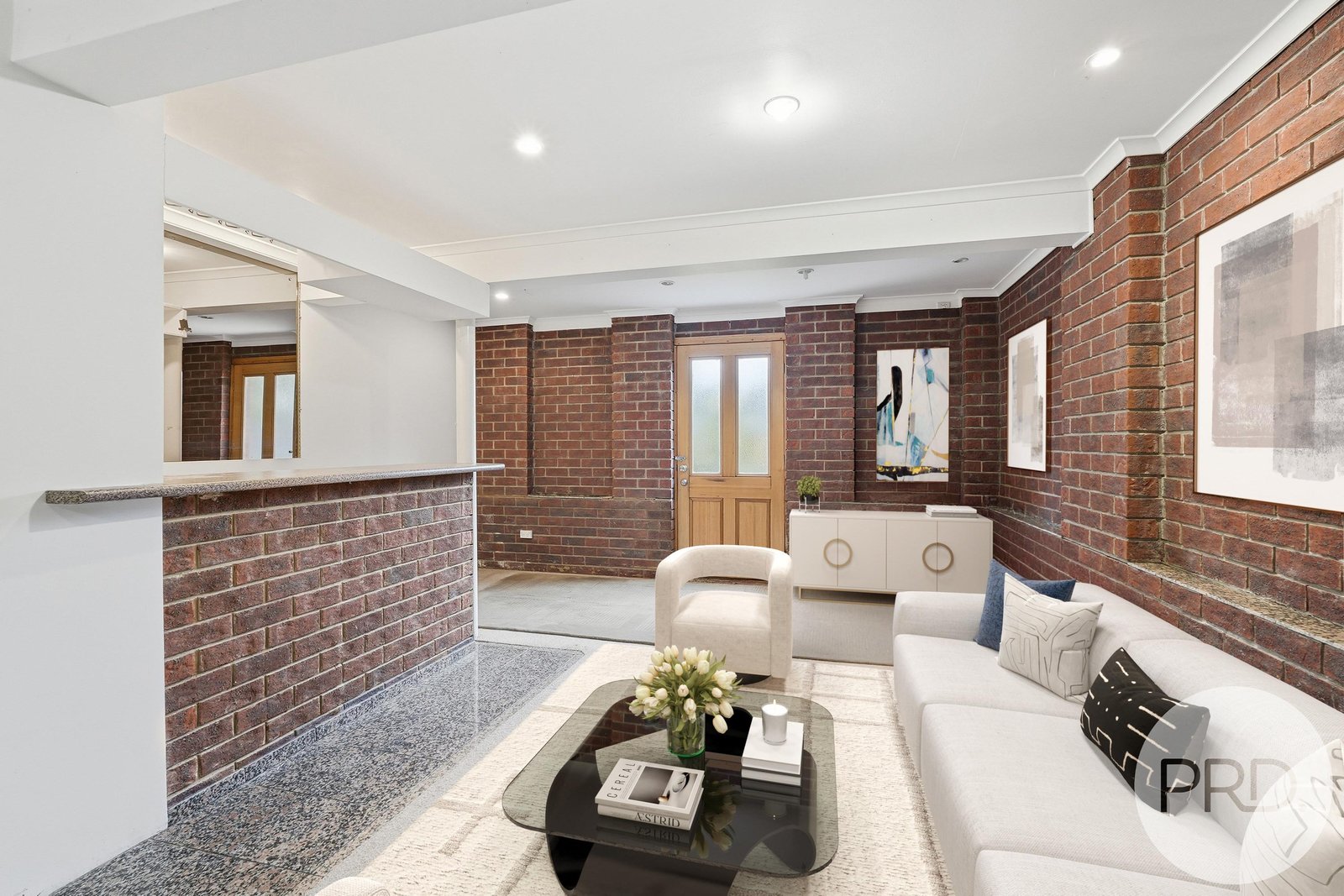 2/8 Daylesford Road GLENORCHY 3