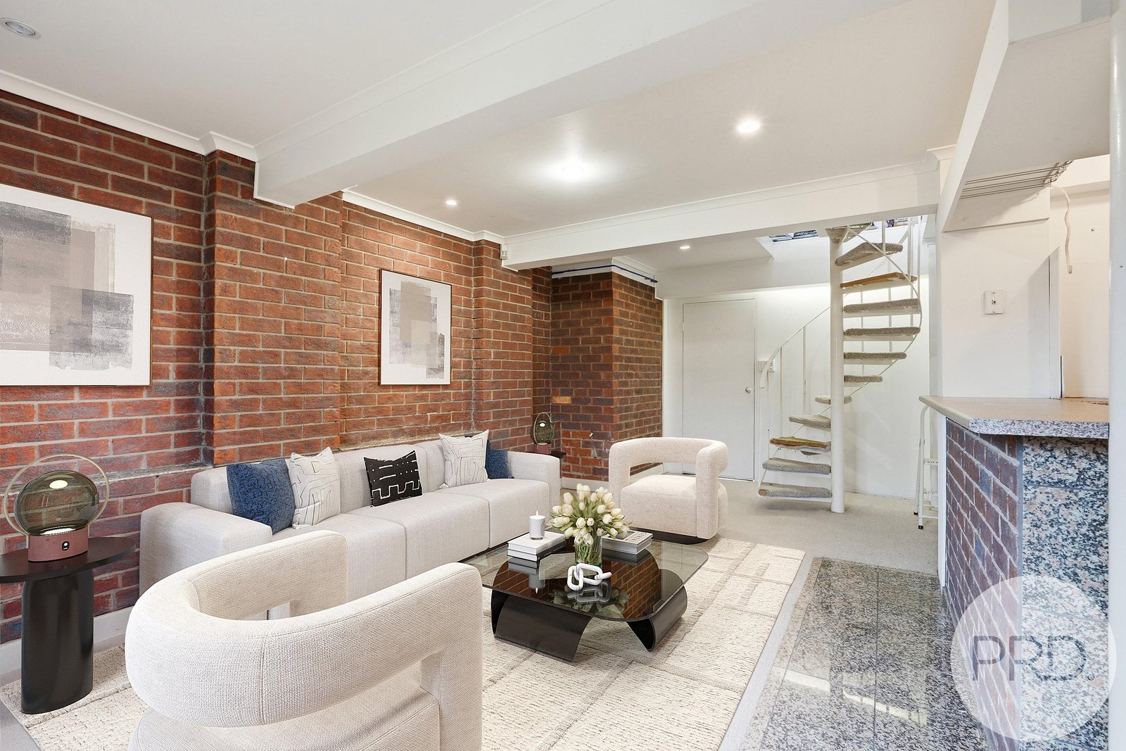 2/8 Daylesford Road GLENORCHY 4