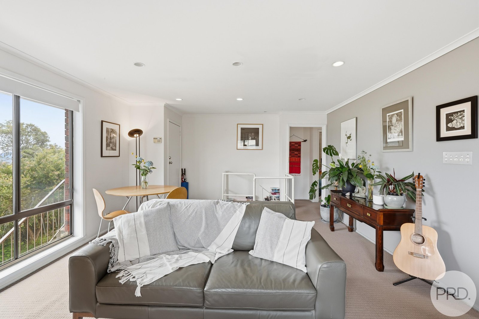 2/8 Daylesford Road GLENORCHY 6