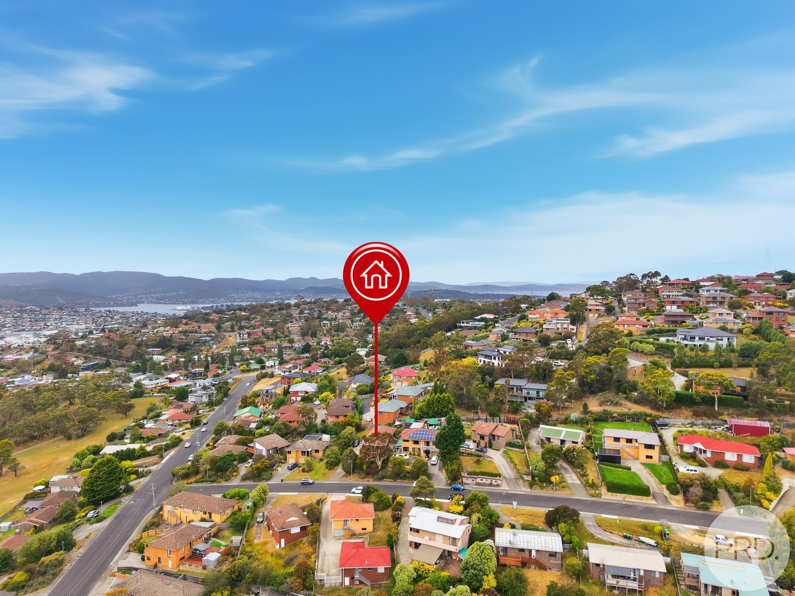 2/8 Daylesford Road GLENORCHY 19