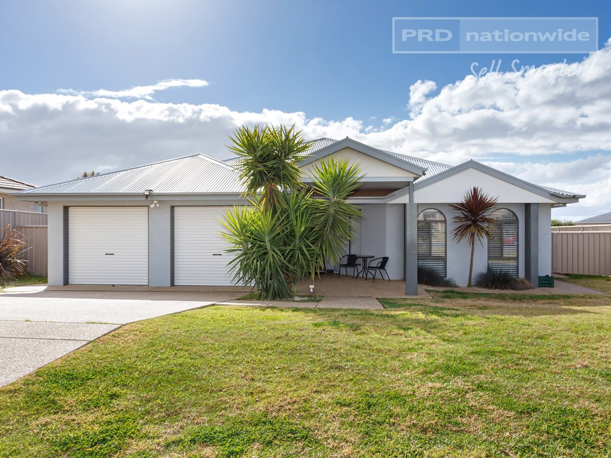 28 Deakin Avenue LLOYD 1
