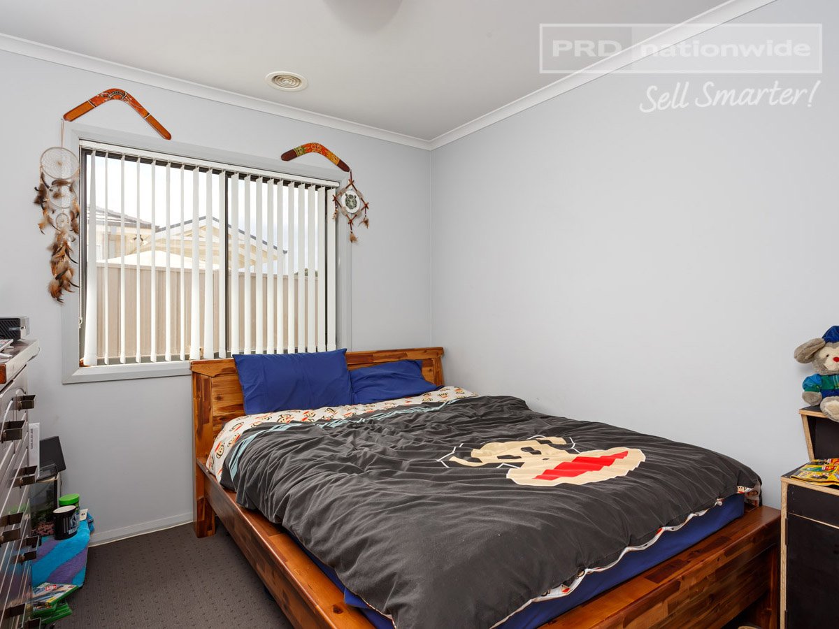 28 Deakin Avenue LLOYD 9