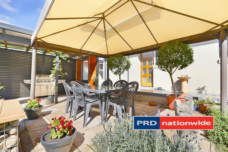 28 Deborah Crescent CAMBRIDGE PARK 14