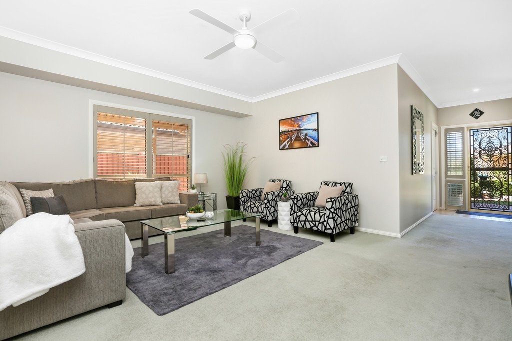 28 Delmont Place KANAHOOKA 5