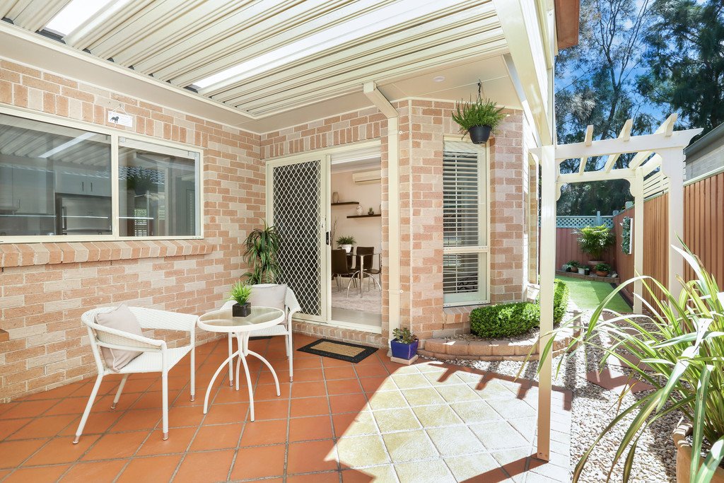 28 Delmont Place KANAHOOKA 9