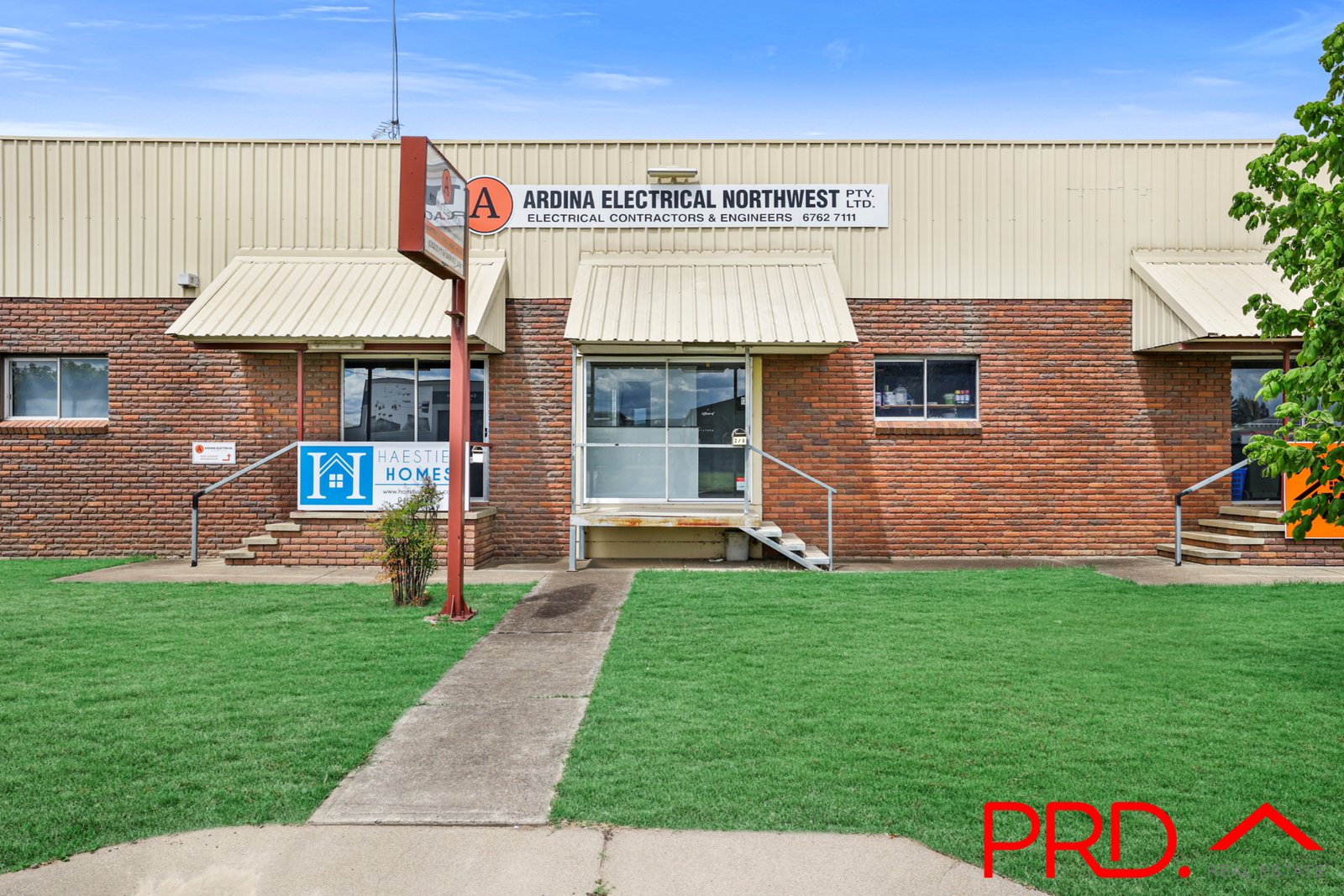 2/8 Denison Street TAMWORTH 3