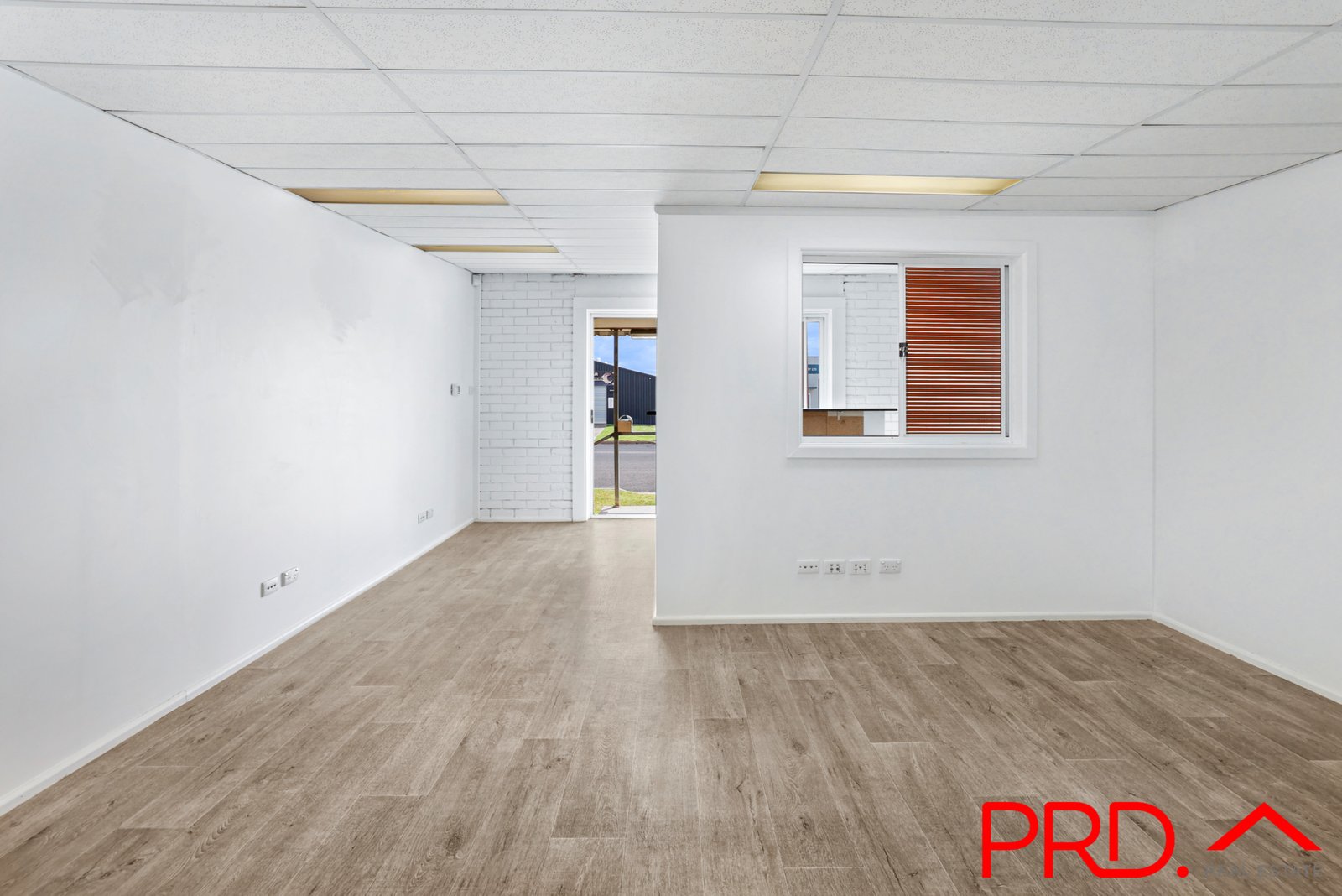 2/8 Denison Street TAMWORTH 8