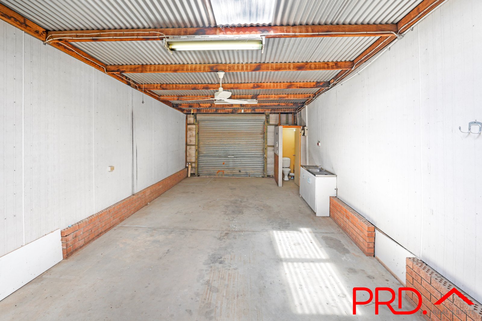 2/8 Denison Street TAMWORTH 10