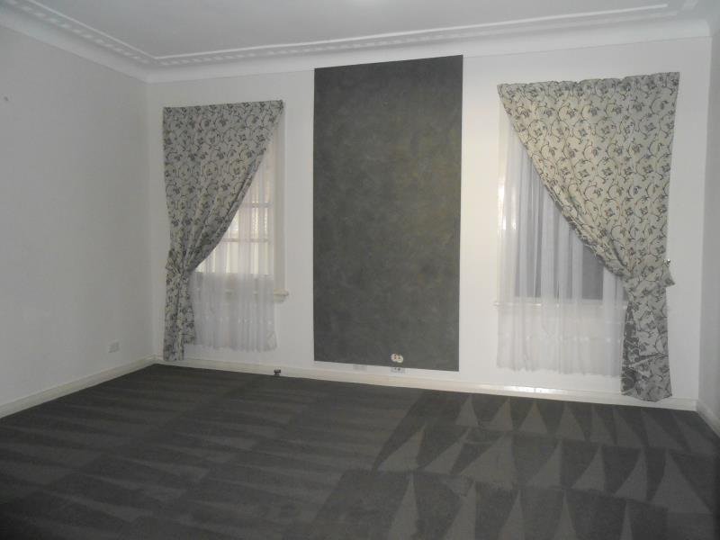 28 Diane Street TAMWORTH 6