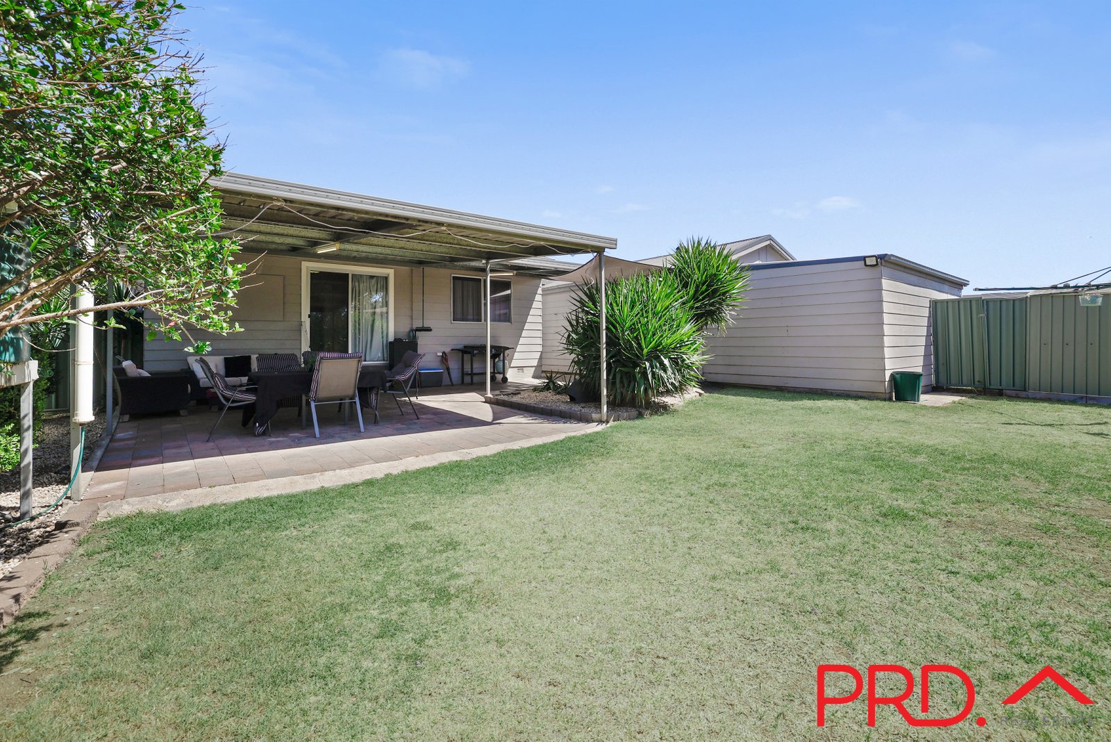 28 Diane Street TAMWORTH 17