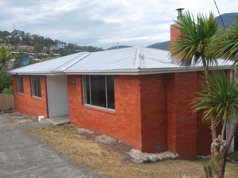 28 Dickson Street GLENORCHY 1