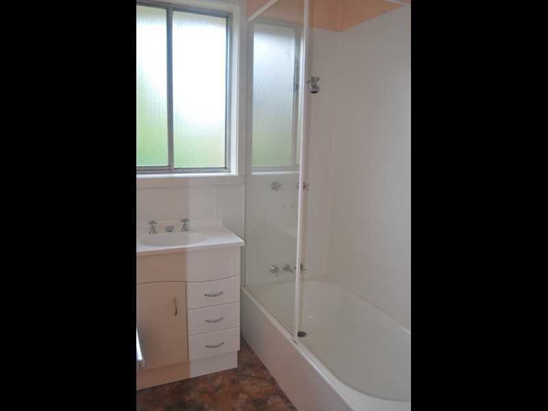 28 Dickson Street GLENORCHY 5
