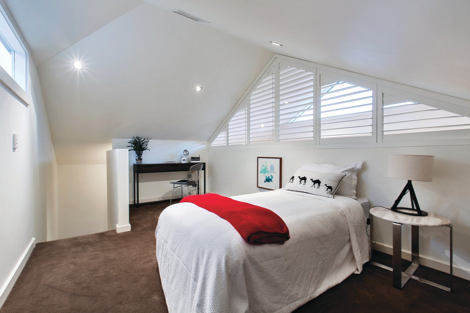 28 Dinsdale Street, Albert Park, VIC