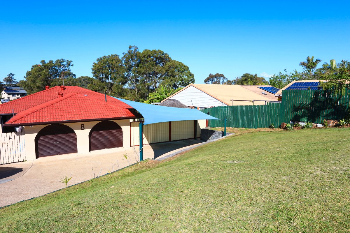 2/8 Dorrigo Drive WORONGARY 3