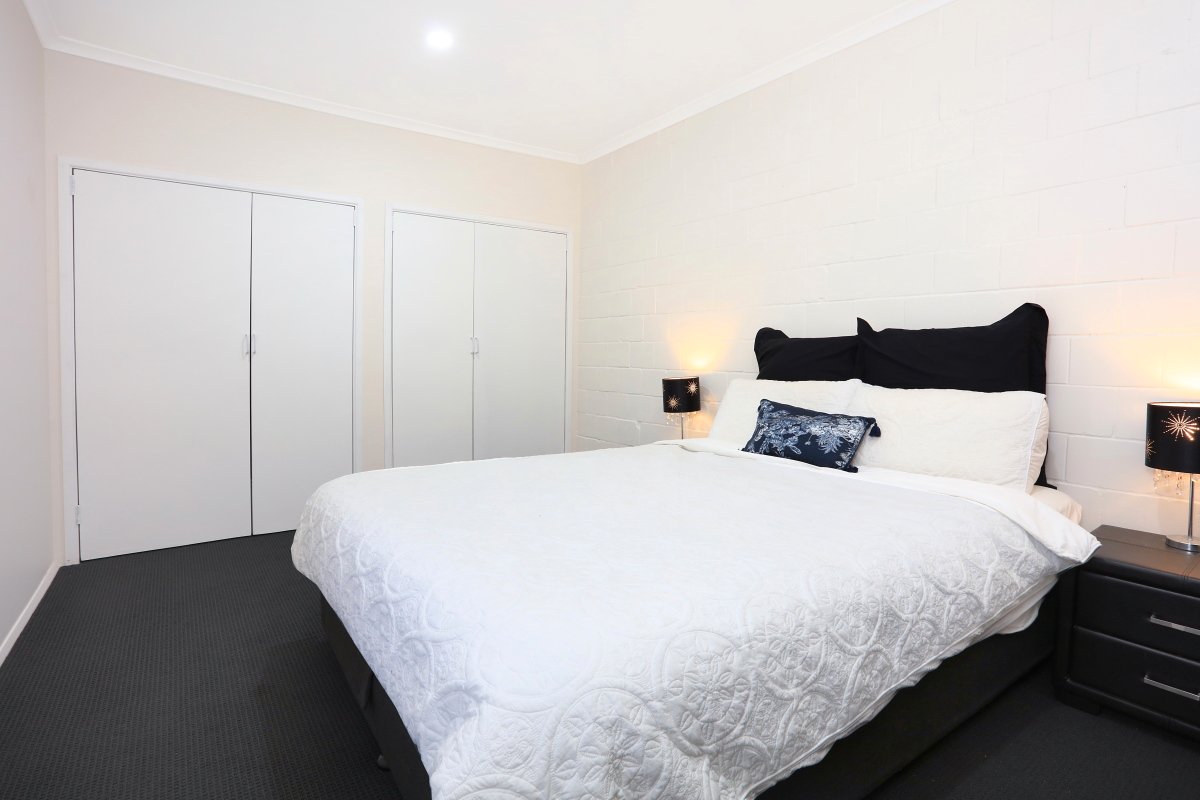 2/8 Dorrigo Drive WORONGARY 11