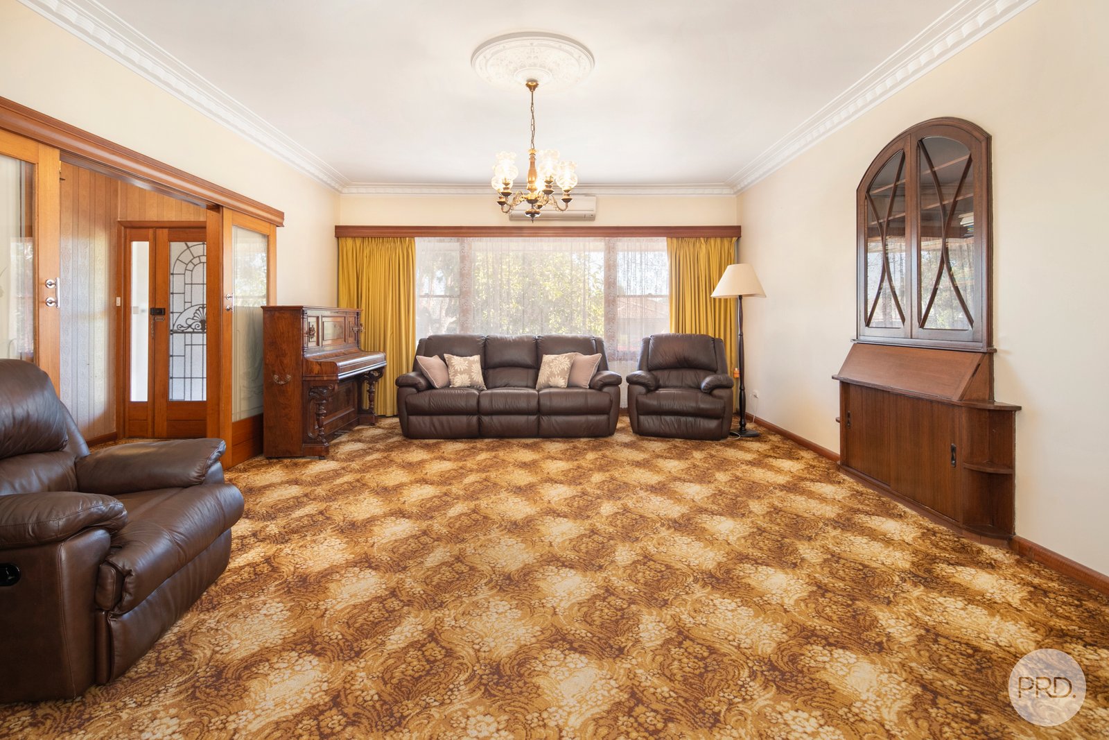28 Dover Street WENDOUREE 3