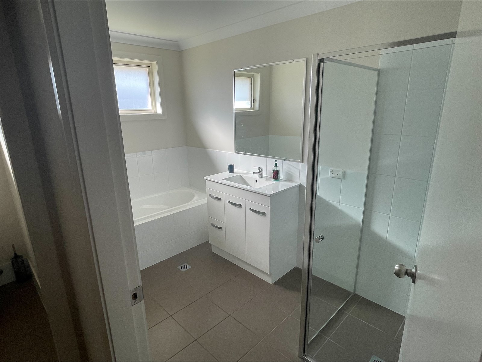 28 Eagle Avenue TAMWORTH 8