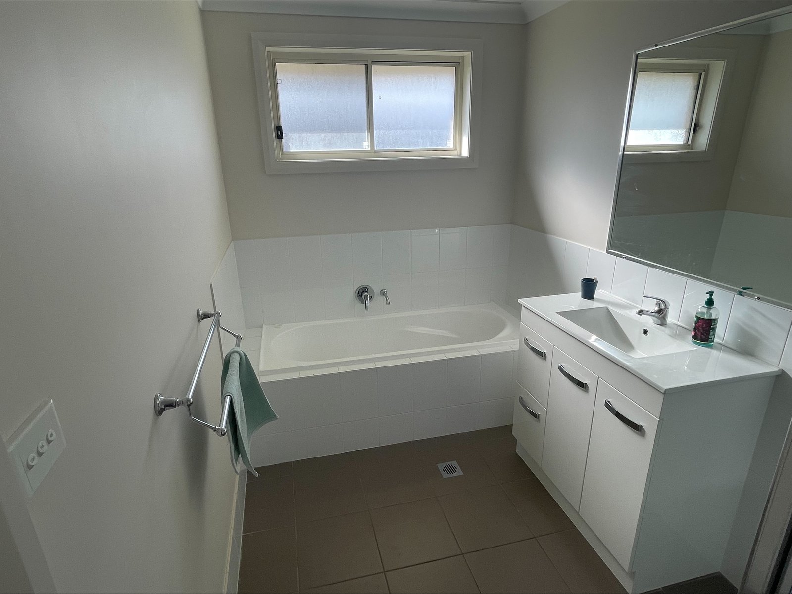 28 Eagle Avenue TAMWORTH 9