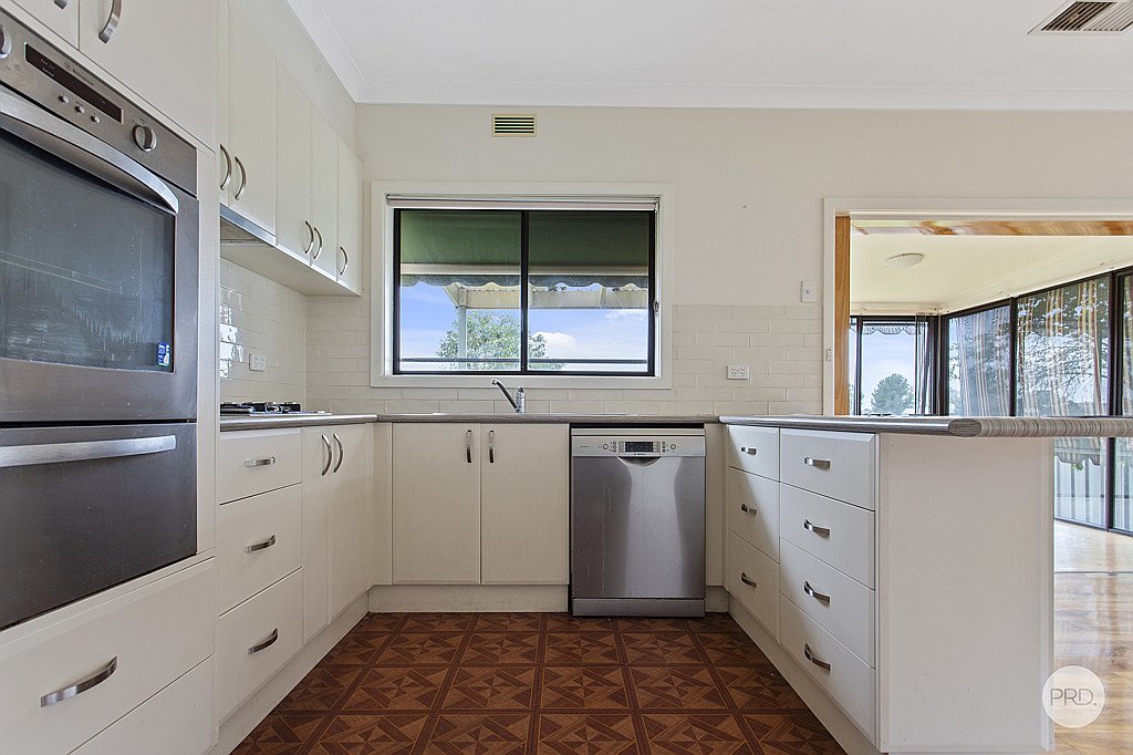 28 Eaglehawk Road IRONBARK 3