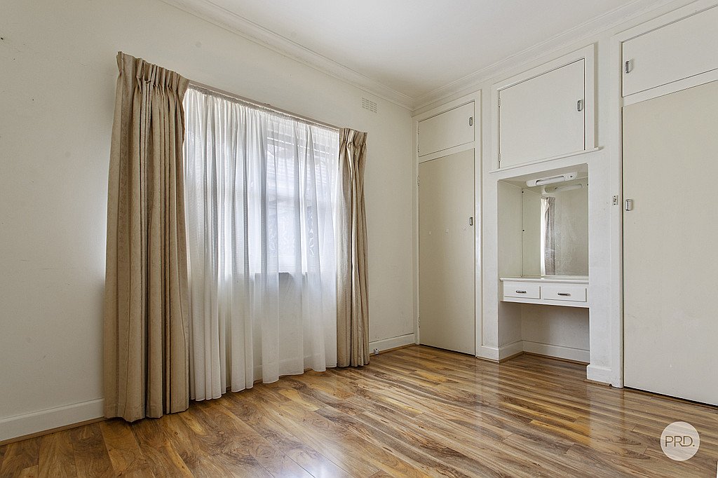 28 Eaglehawk Road IRONBARK 8