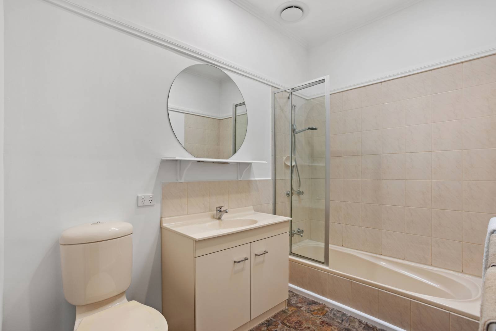 Gallery: 28 Earlsfield Road