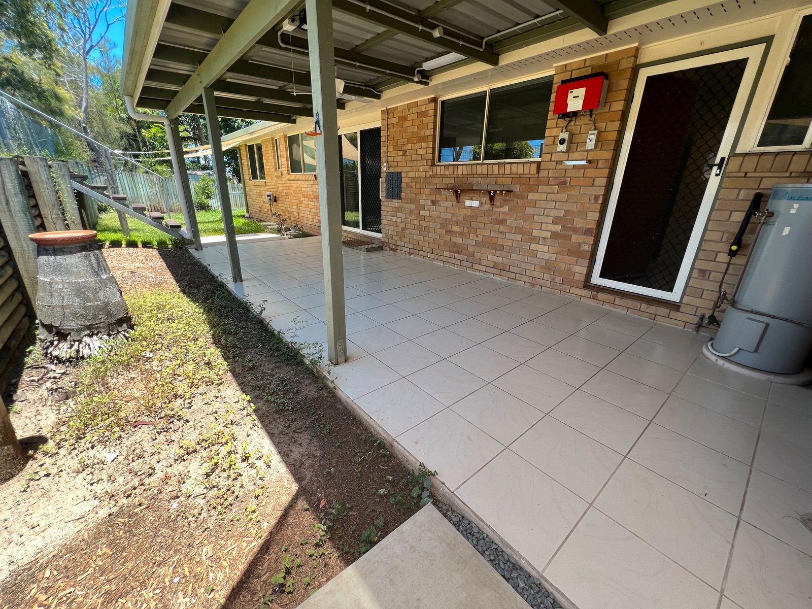 2/8 Eugenia Street BOYNE ISLAND 12
