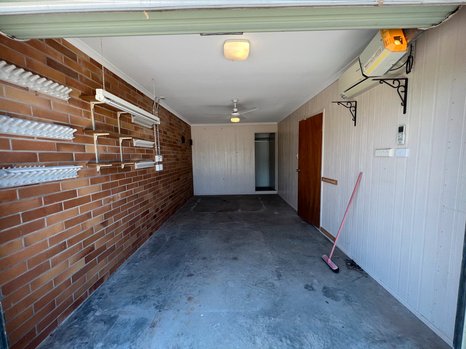 2/8 Eugenia Street BOYNE ISLAND 15