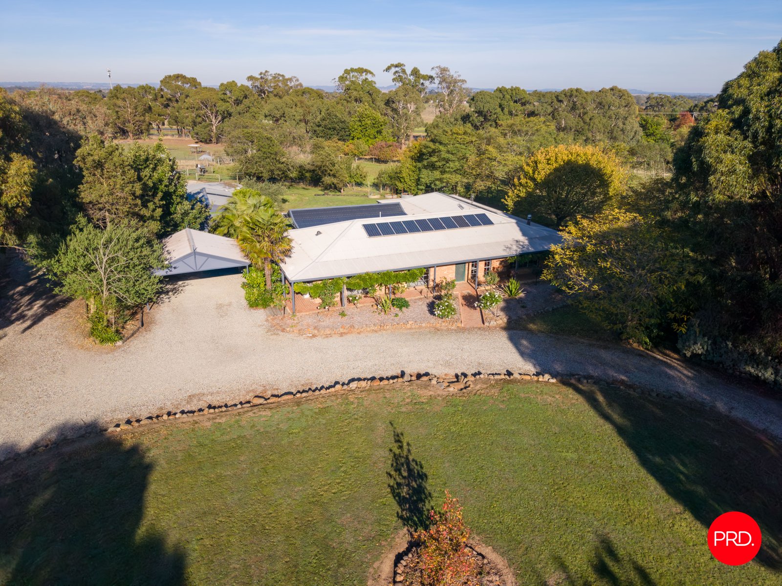 28 Fairbairn Place KYNETON 3