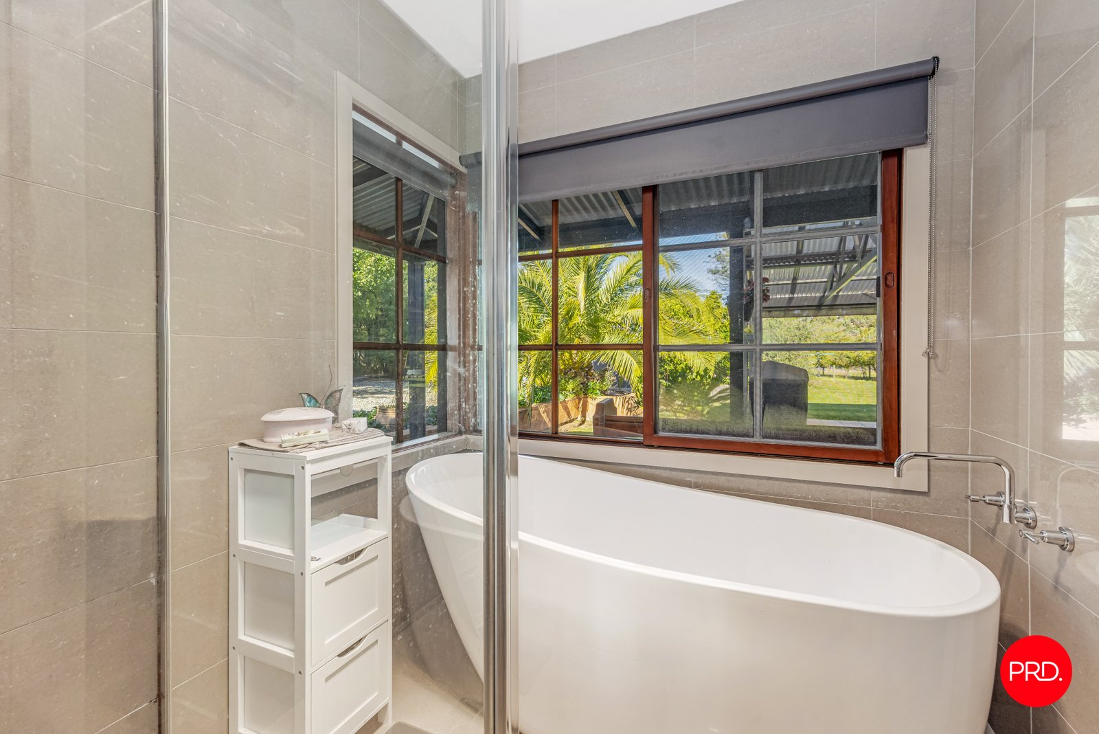 28 Fairbairn Place KYNETON 13