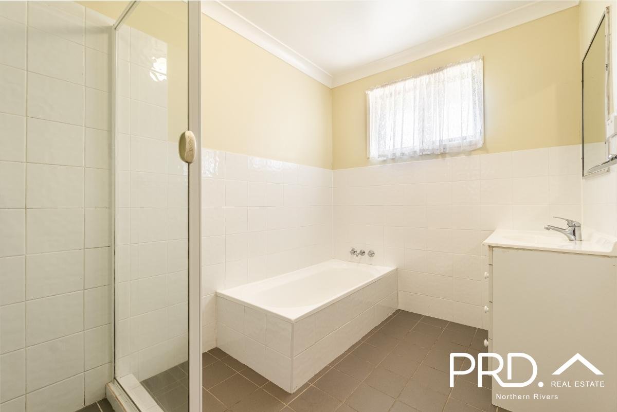 28 Fairway Drive CASINO 8