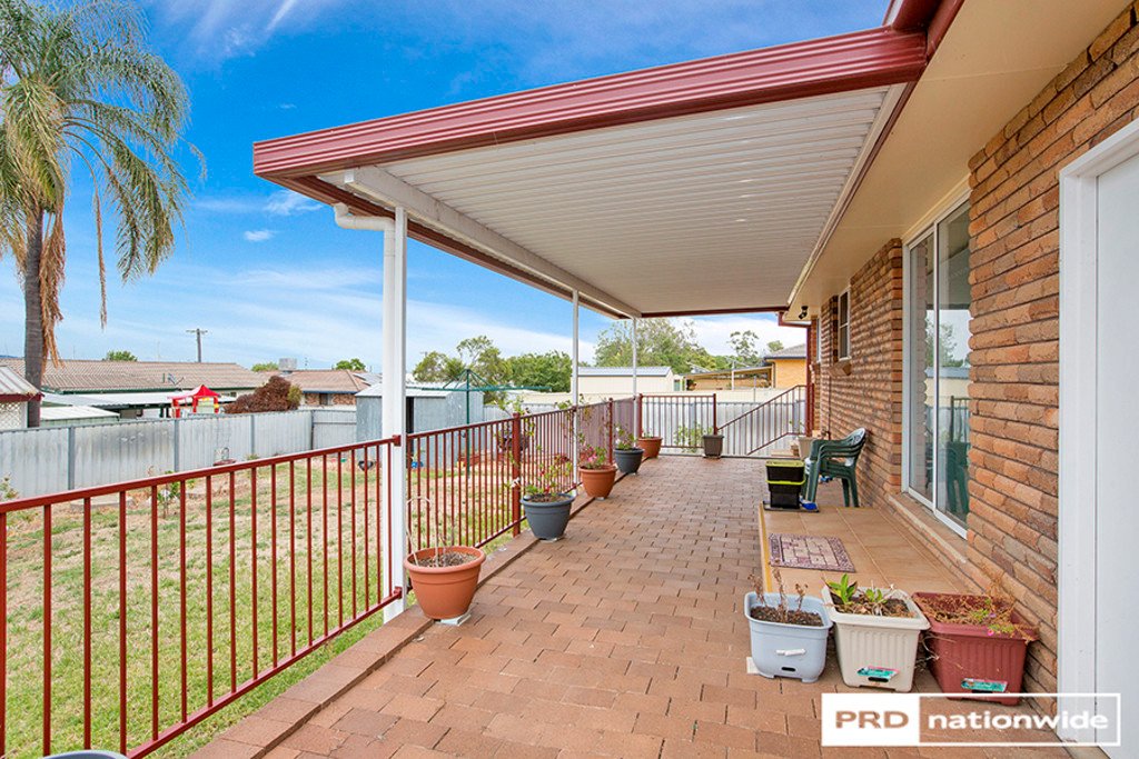 28 Fisher Road TAMWORTH 3