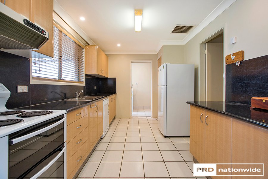 28 Fisher Road TAMWORTH 7