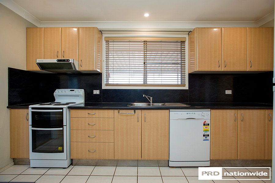 28 Fisher Road TAMWORTH 8