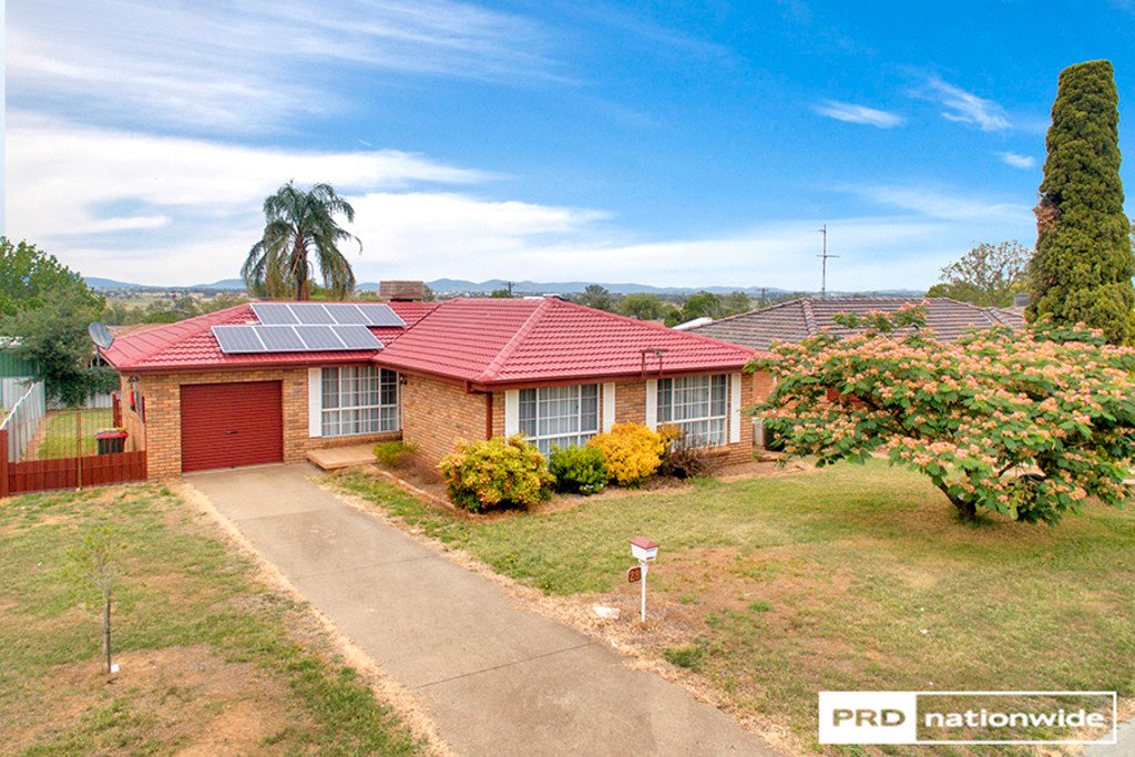 28 Fisher Road TAMWORTH 15