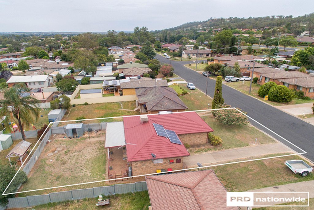 28 Fisher Road TAMWORTH 19