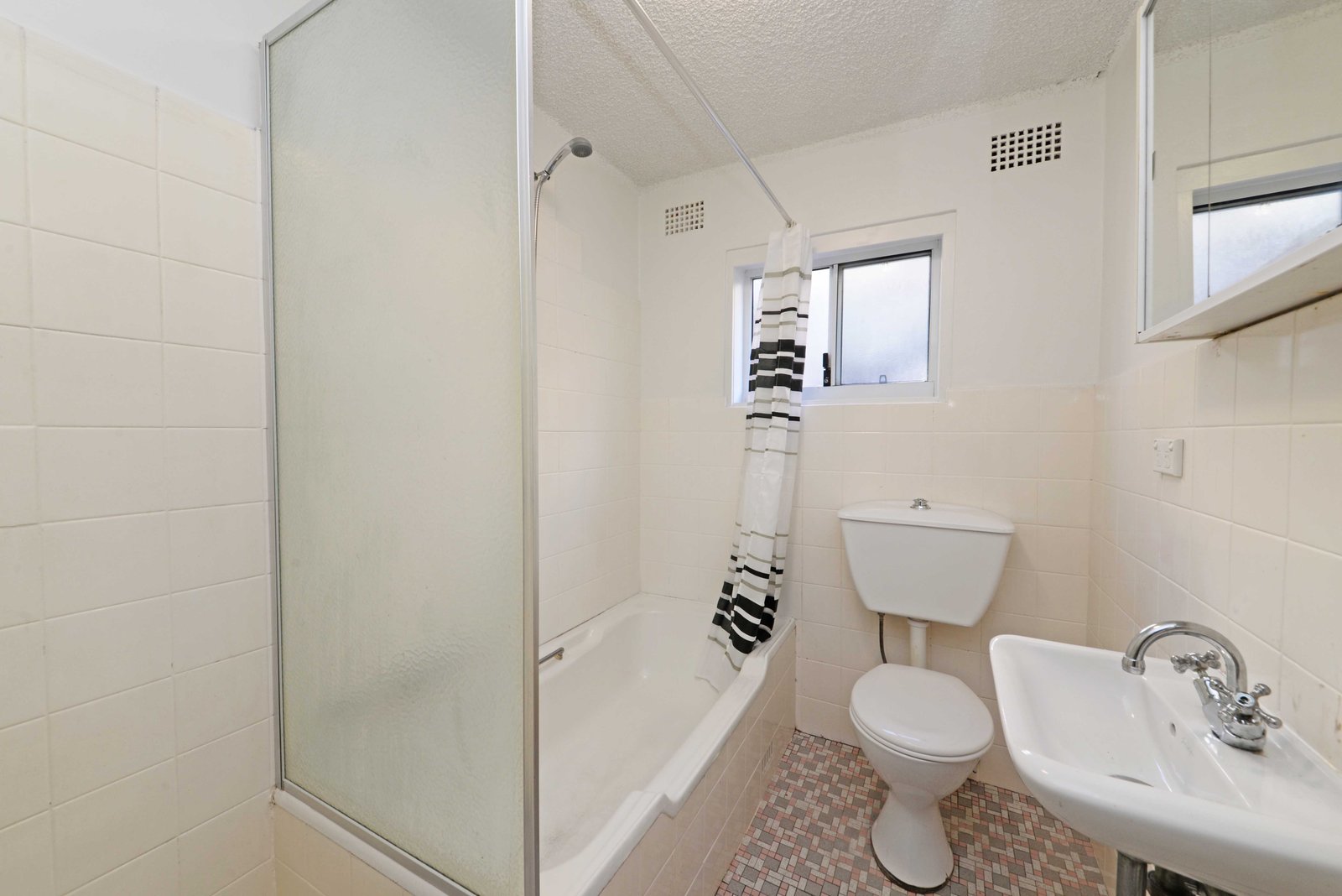 2/8 Flack Avenue HILLSDALE 3