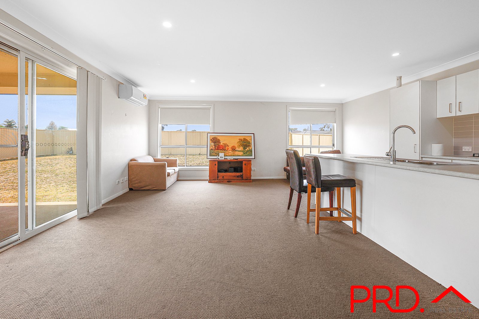 28 Flemming Crescent TAMWORTH 12