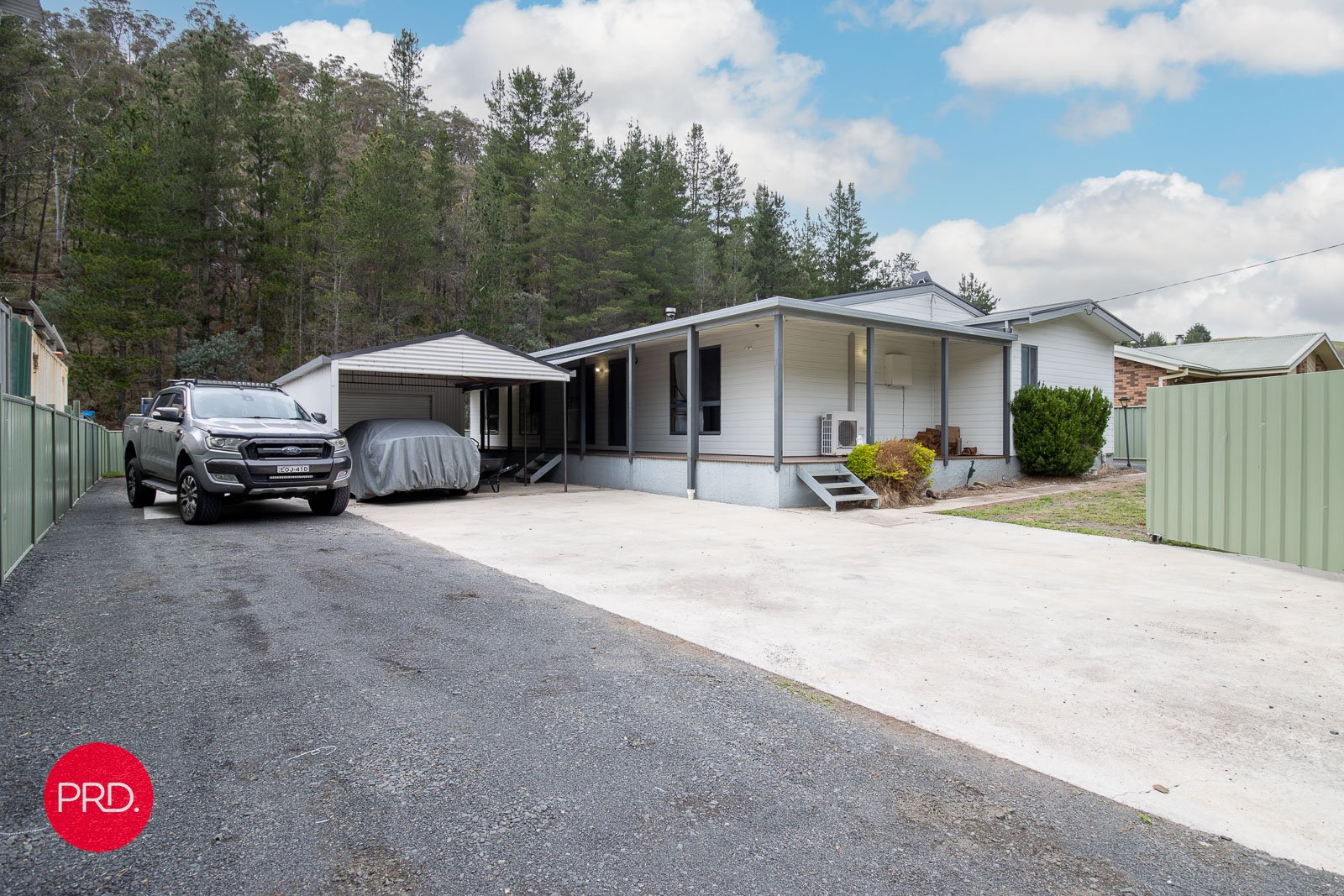 28 Foxlow Street CAPTAINS FLAT 9