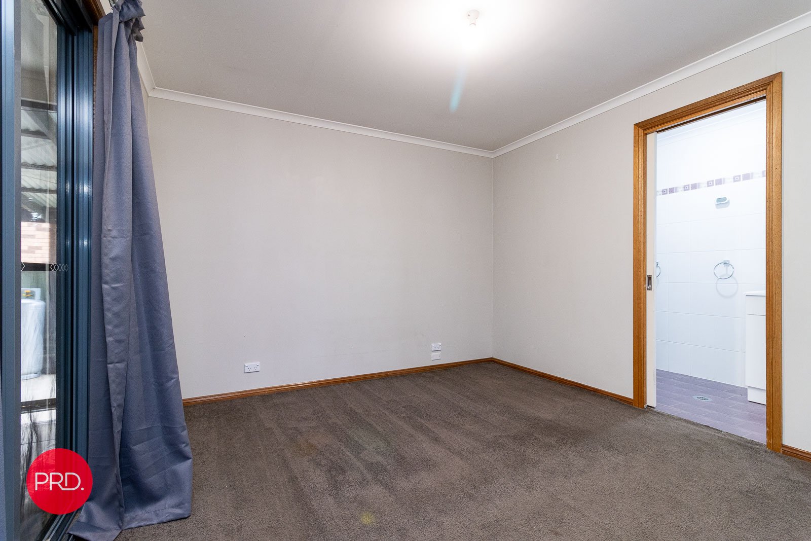 28 Foxlow Street CAPTAINS FLAT 17