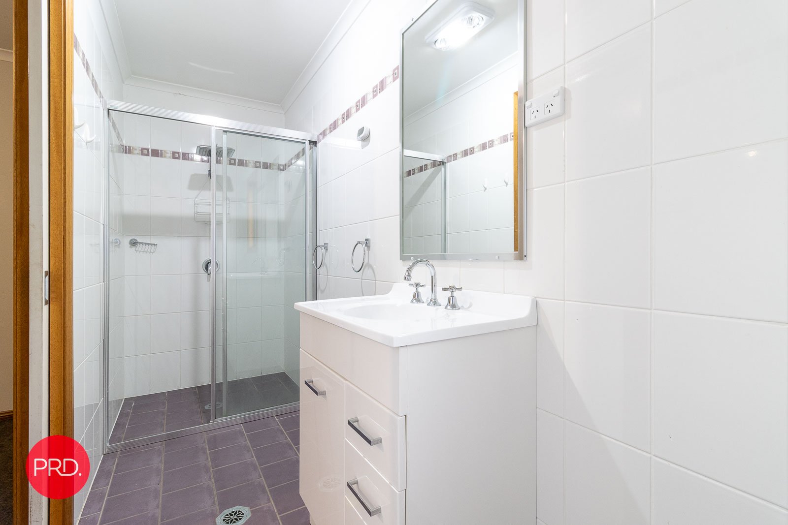 28 Foxlow Street CAPTAINS FLAT 19