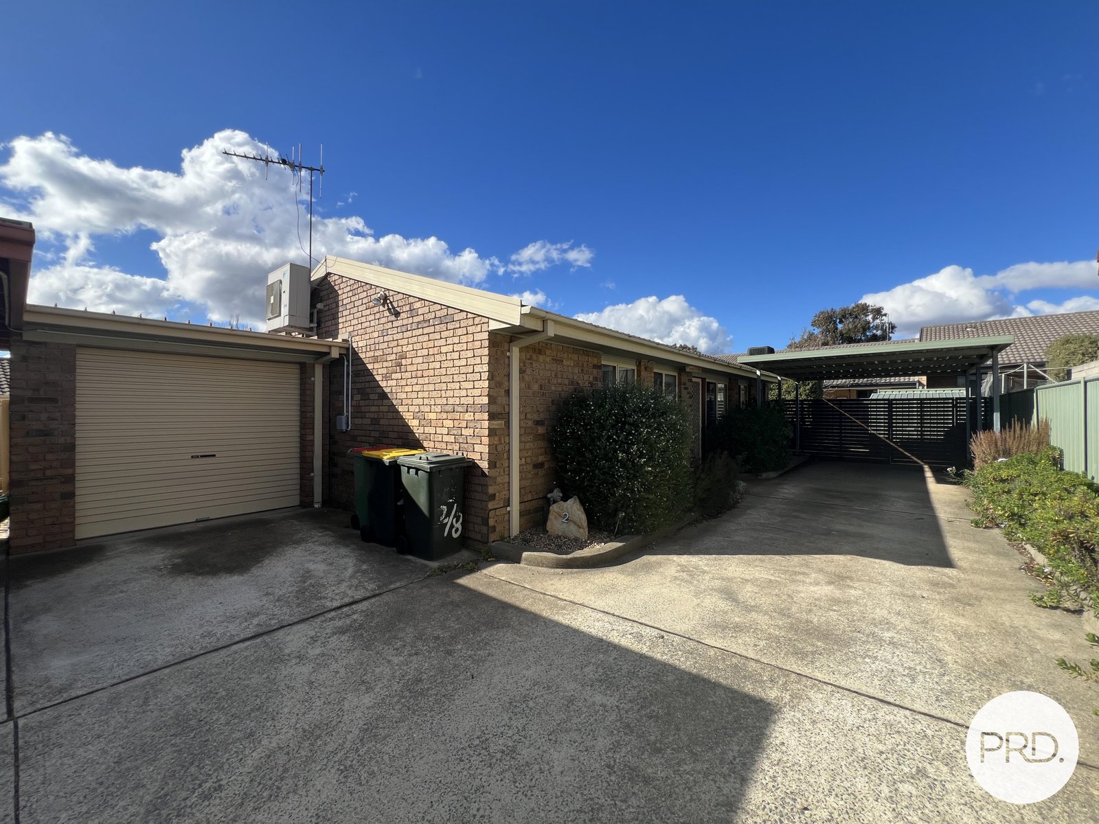 2/8 Frederick Street CRESTWOOD 12