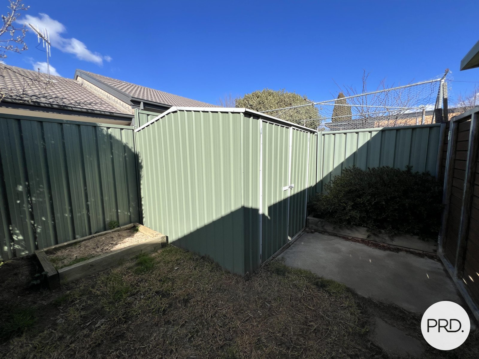 2/8 Frederick Street CRESTWOOD 18