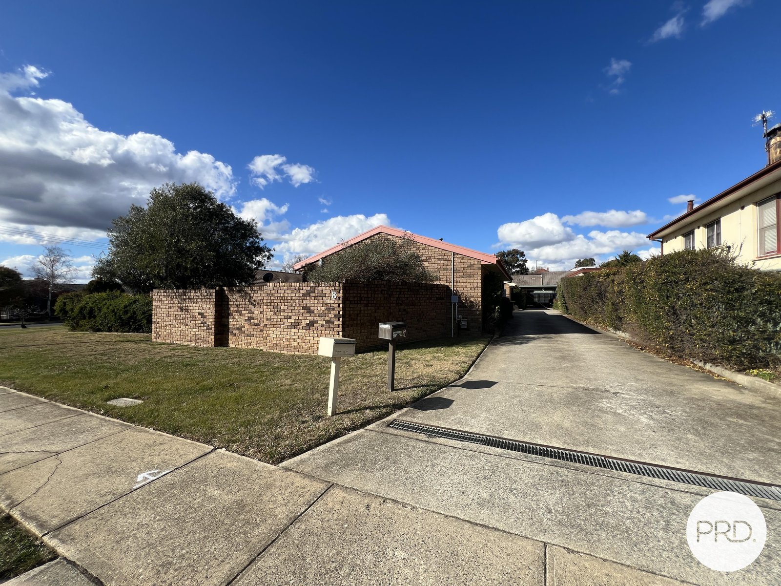 2/8 Frederick Street CRESTWOOD 1