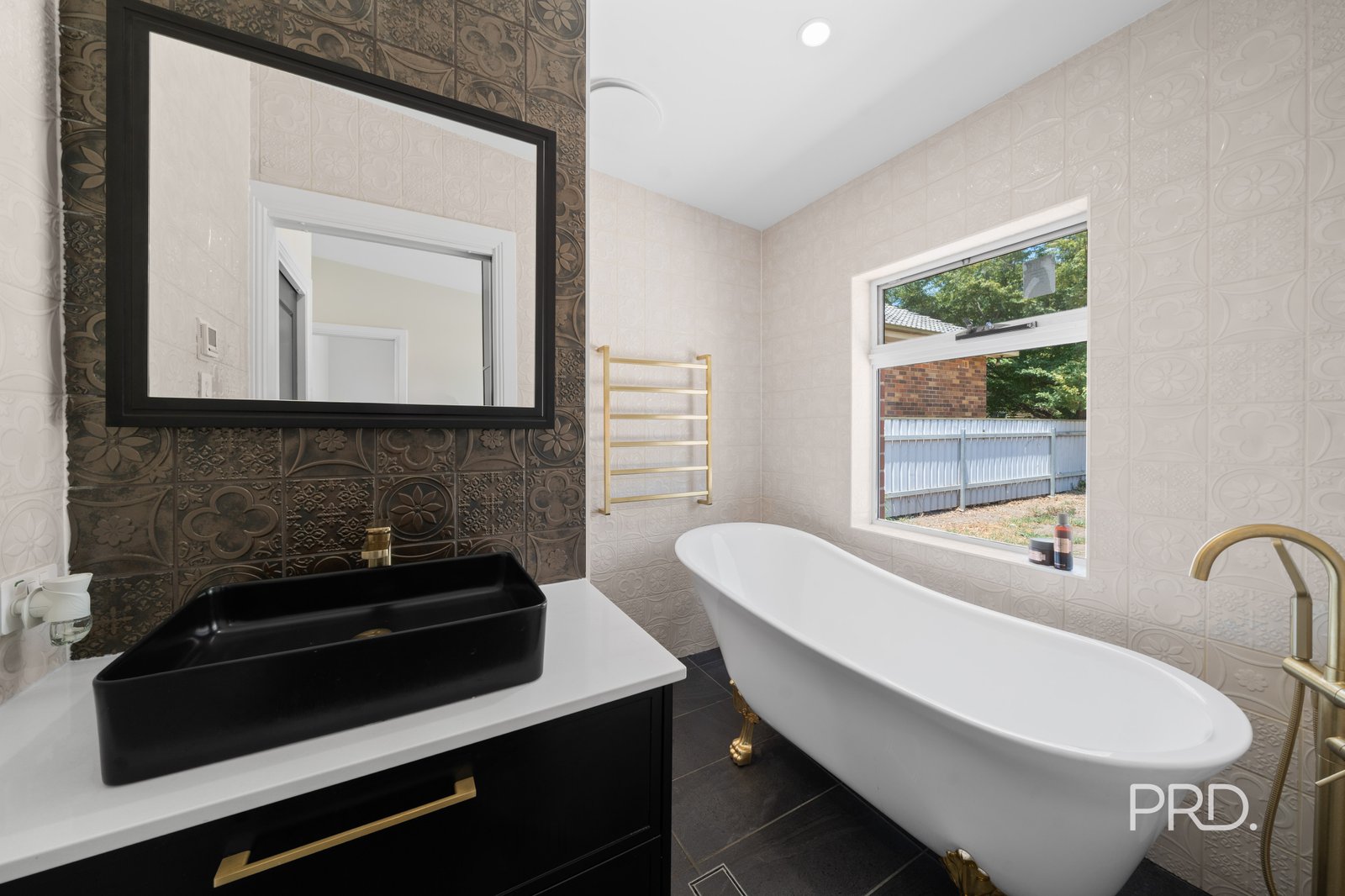 28 Freer Street WAGGA WAGGA 13