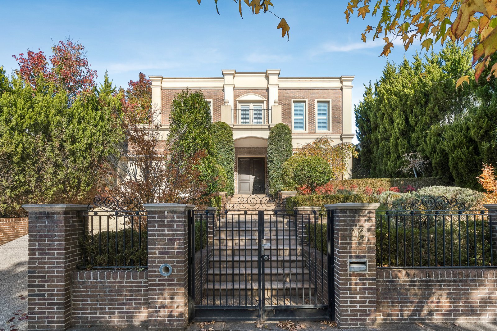 Real Estate and Property in 28 Gardiner Parade, Glen Iris, VIC