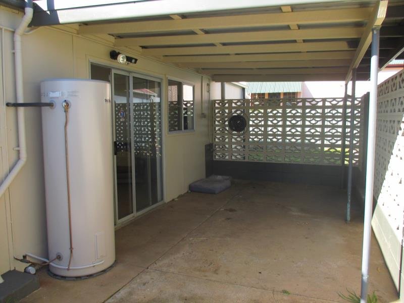 28 Gipps Street TAMWORTH 8