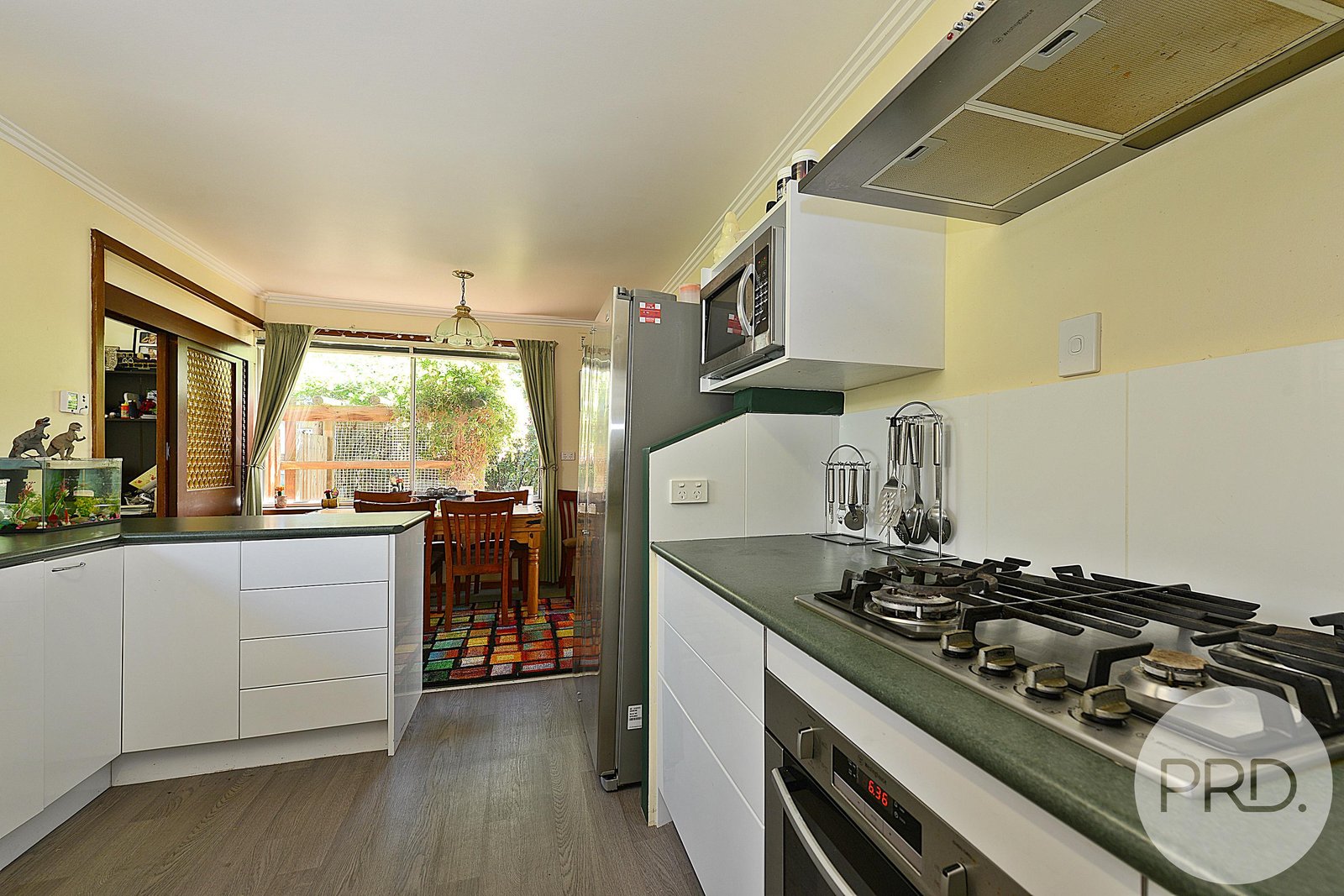 28 Girrabong Road LENAH VALLEY 8