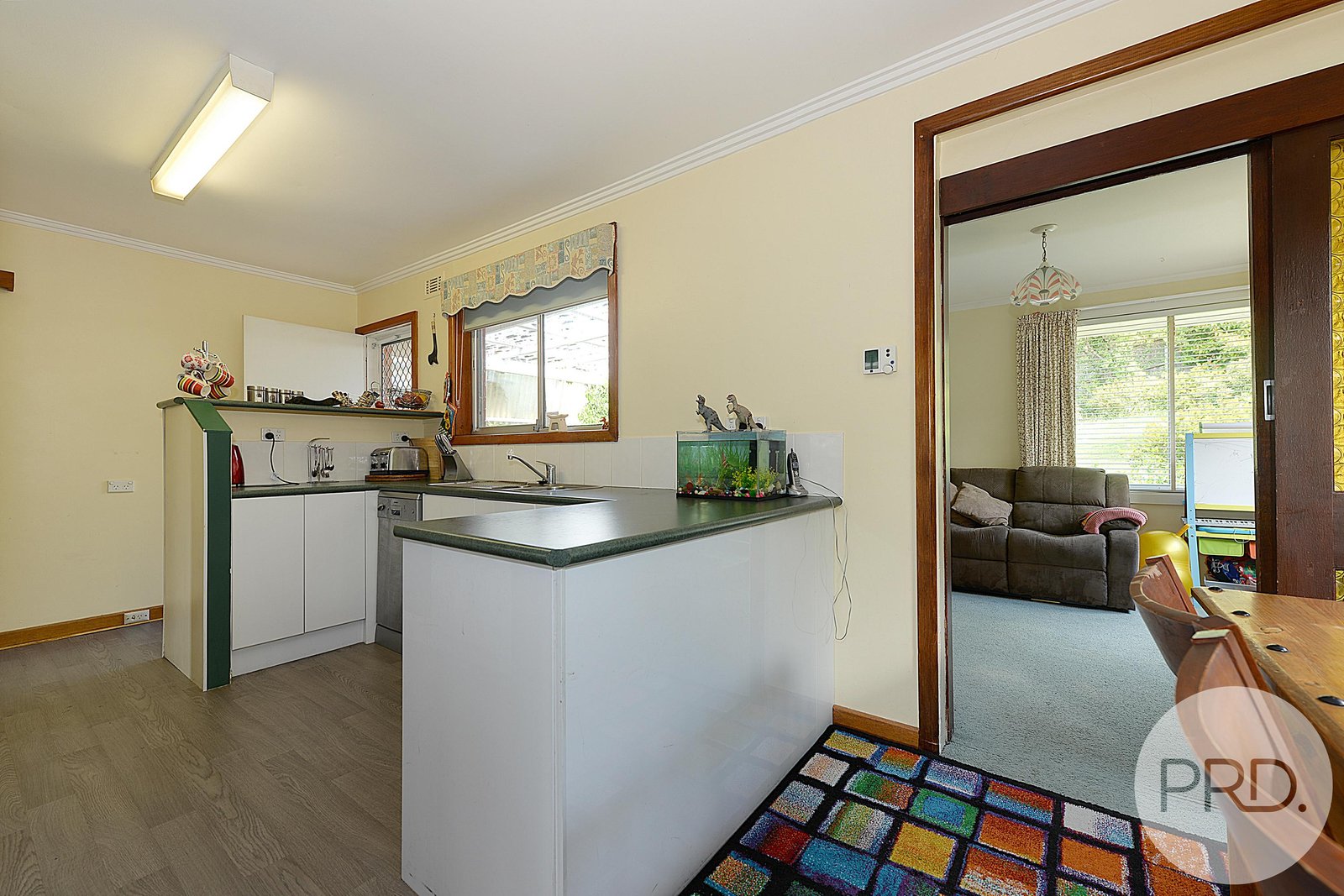 28 Girrabong Road LENAH VALLEY 9