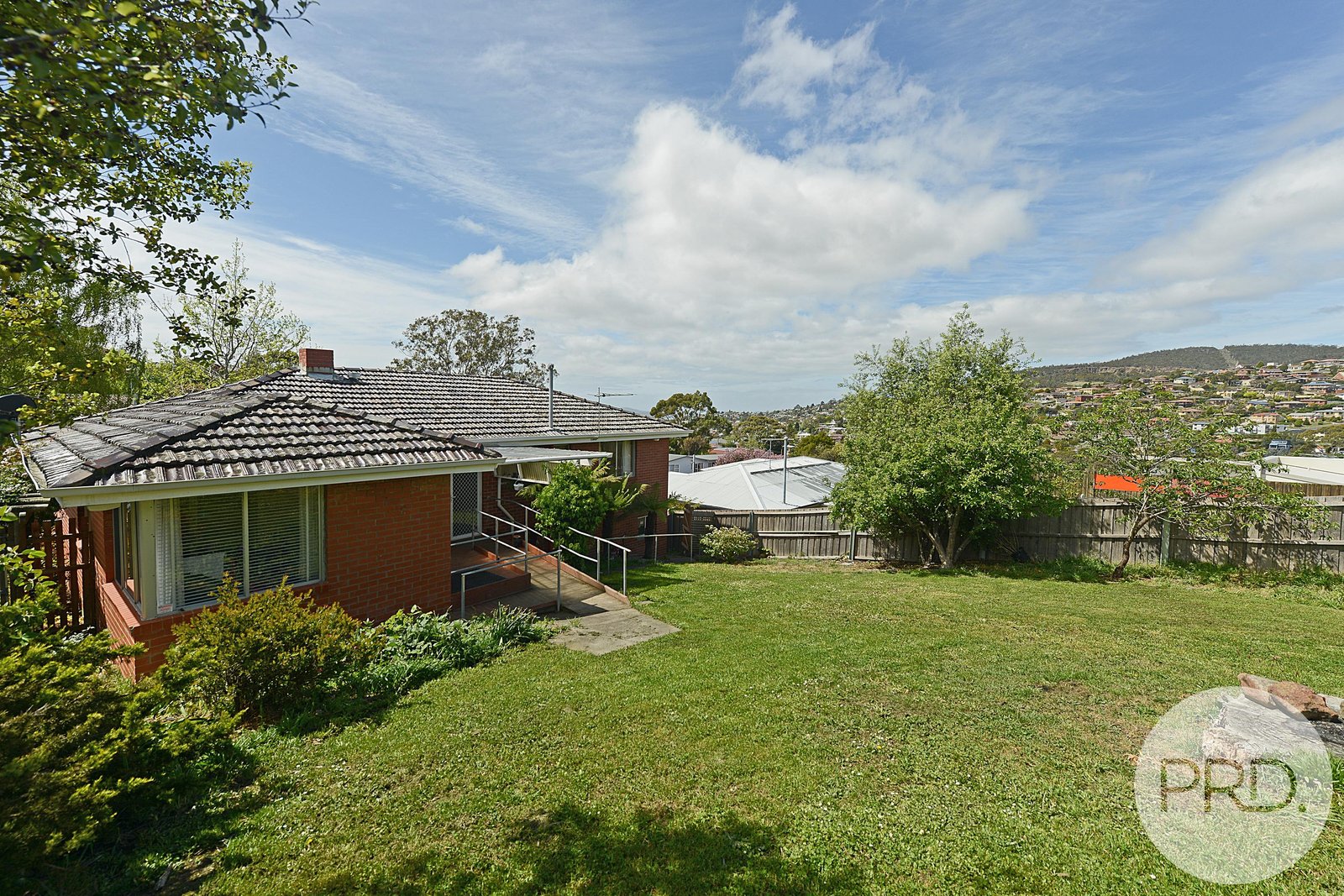 28 Girrabong Road LENAH VALLEY 19