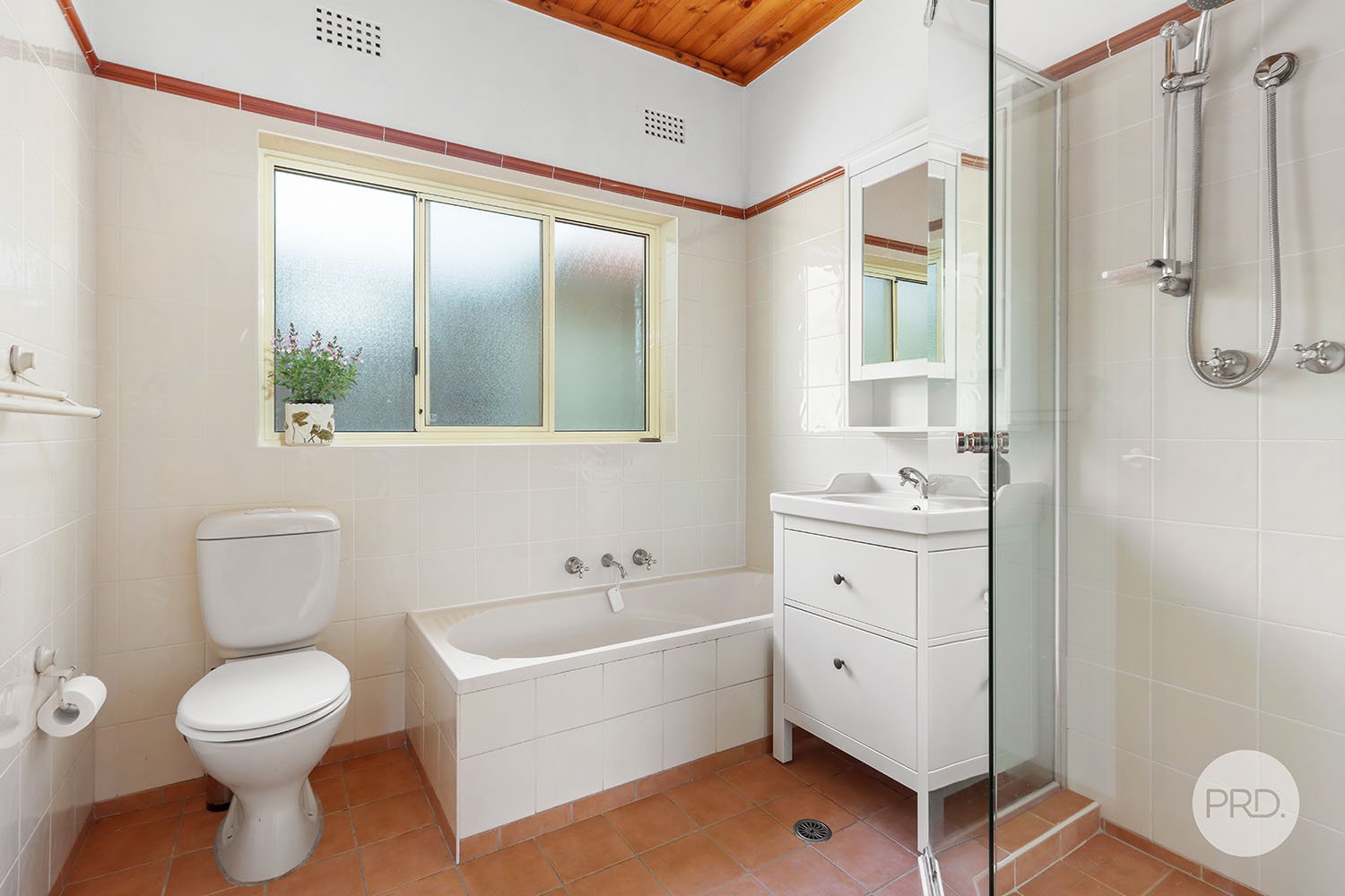 28 Glen Road OATLEY 8